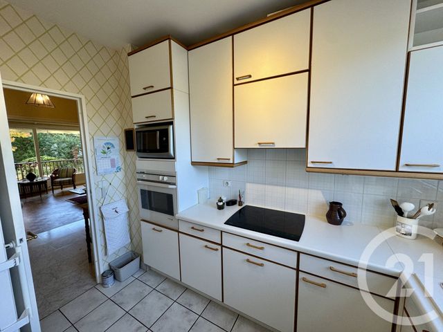 Afficher la photo en grand Appartement F6 à vendre - 6 pièces - 111,69 m2 - Avon - 77 - ILE-DE-FRANCE