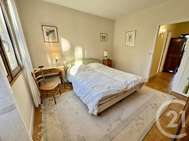 Afficher la photo en grand Appartement F6 à vendre - 6 pièces - 111,69 m2 - Avon - 77 - ILE-DE-FRANCE