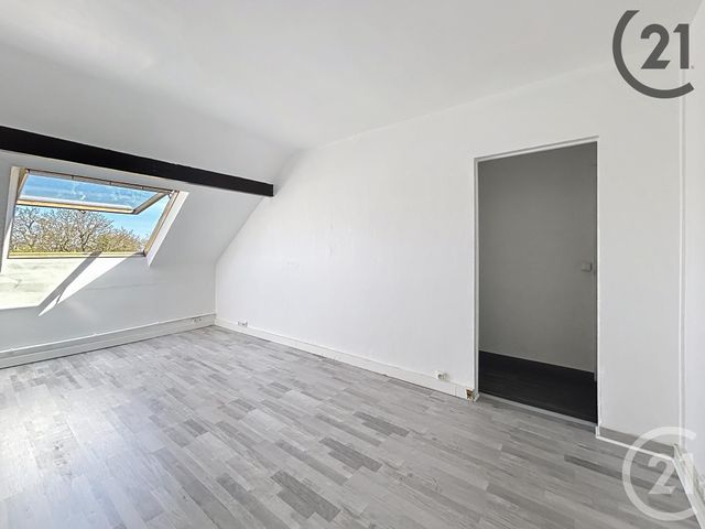 Appartement Studio à vendre - 1 pièce - 27 m2 - Fontainebleau - 77 - ILE-DE-FRANCE