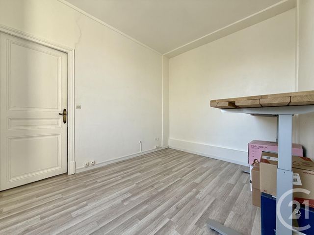 Appartement F2 à vendre - 2 pièces - 27,05 m2 - Fontainebleau - 77 - ILE-DE-FRANCE
