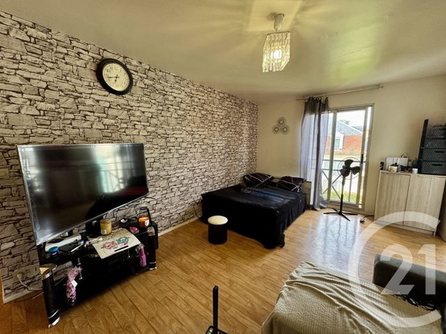 Afficher la photo en grand Appartement Studio à vendre - 1 pièce - 31,41 m2 - Fontainebleau - 77 - ILE-DE-FRANCE