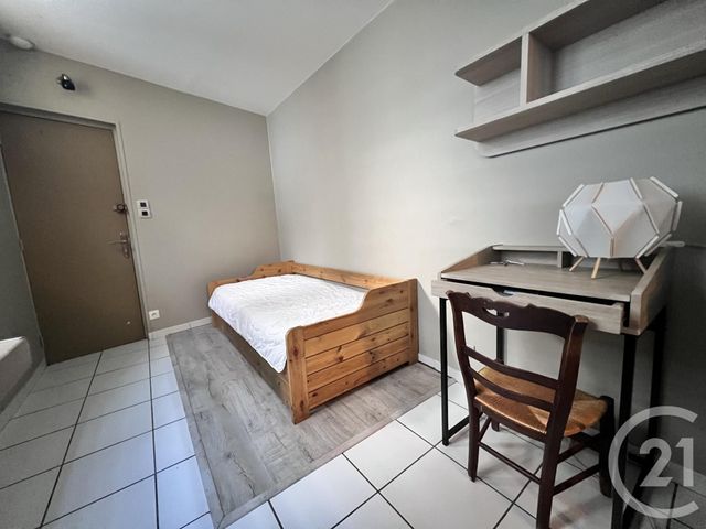 Appartement Studio &agrave; vendre - 1 pi&egrave;ce - 14,61 m2 - Fontainebleau - 77 - ILE-DE-FRANCE