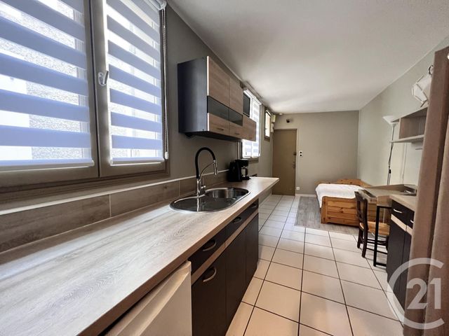Appartement Studio &agrave; vendre - 1 pi&egrave;ce - 14,61 m2 - Fontainebleau - 77 - ILE-DE-FRANCE