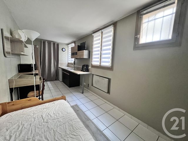 Appartement Studio &agrave; vendre - 1 pi&egrave;ce - 14,61 m2 - Fontainebleau - 77 - ILE-DE-FRANCE