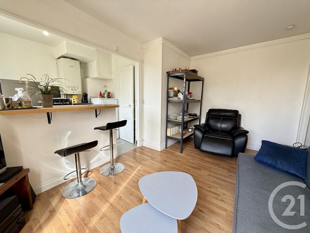 Appartement &agrave; vendre - 3 pi&egrave;ces - 49,65 m2 - Fontainebleau - 77 - ILE-DE-FRANCE