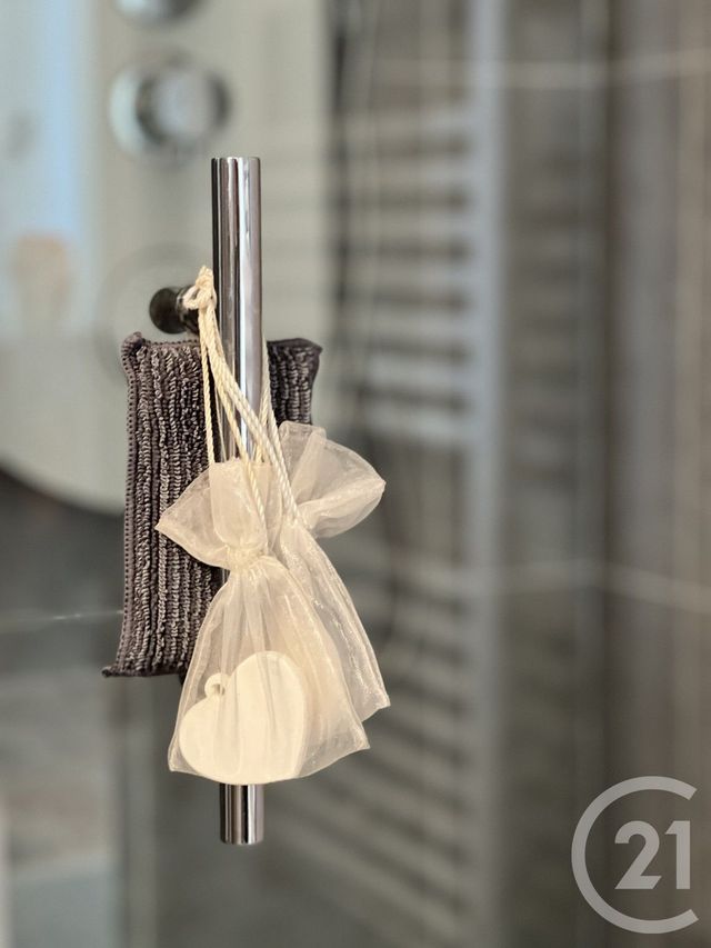 Appartement à vendre - 2 pièces - 42,97 m2 - Bois Le Roi - 77 - ILE-DE-FRANCE