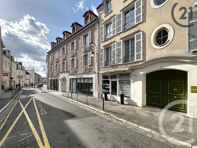 Appartement à vendre - 2 pièces - 48,61 m2 - Fontainebleau - 77 - ILE-DE-FRANCE