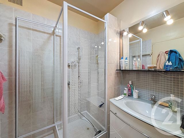 Appartement F4 &agrave; vendre - 4 pi&egrave;ces - 78,67 m2 - Fontainebleau - 77 - ILE-DE-FRANCE