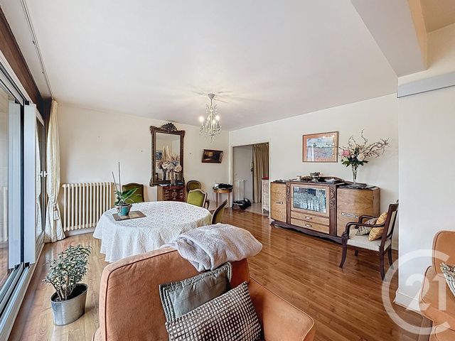 Appartement F4 &agrave; vendre - 4 pi&egrave;ces - 78,67 m2 - Fontainebleau - 77 - ILE-DE-FRANCE