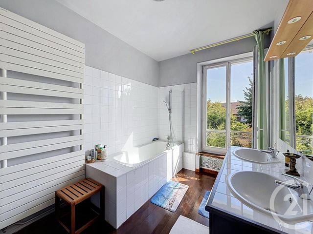 Maison &agrave; vendre - 10 pi&egrave;ces - 227 m2 - Fontainebleau - 77 - ILE-DE-FRANCE