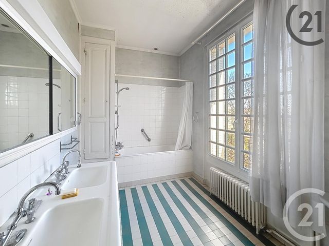 Maison à vendre - 14 pièces - 275,52 m2 - Avon - 77 - ILE-DE-FRANCE