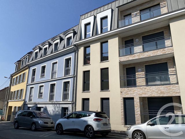 Parking à louer - 12 m2 - Fontainebleau - 77 - ILE-DE-FRANCE
