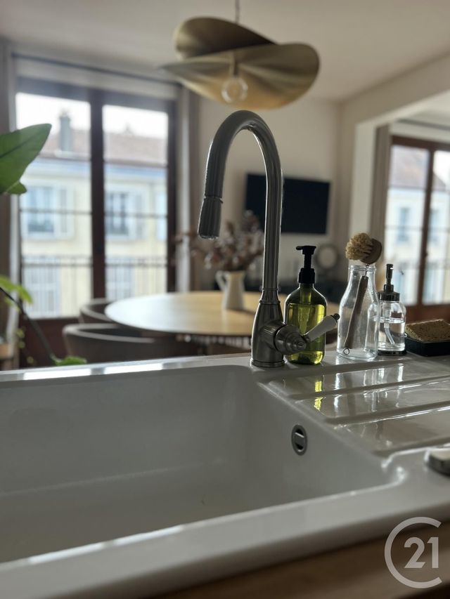 Appartement à vendre - 3 pièces - 57,47 m2 - Fontainebleau - 77 - ILE-DE-FRANCE