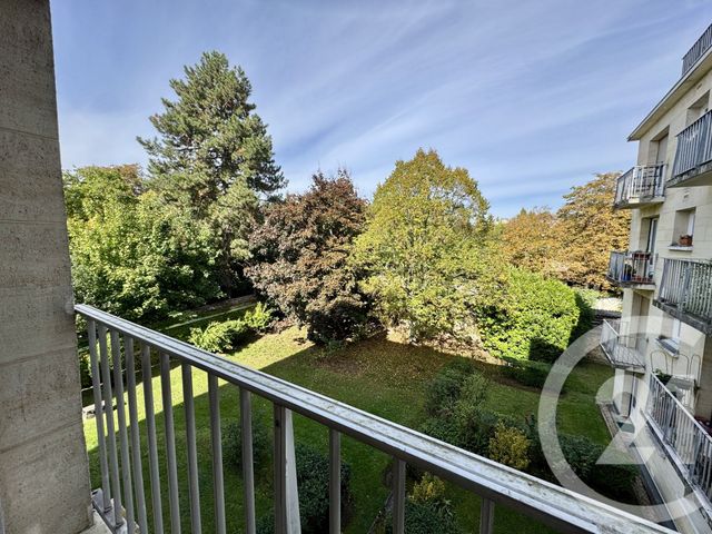 Appartement Studio à vendre - 1 pièce - 28,40 m2 - Fontainebleau - 77 - ILE-DE-FRANCE