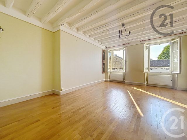 Appartement 5 pieces &agrave; vendre - 5 pi&egrave;ces - 108,72 m2 - Fontainebleau - 77 - ILE-DE-FRANCE