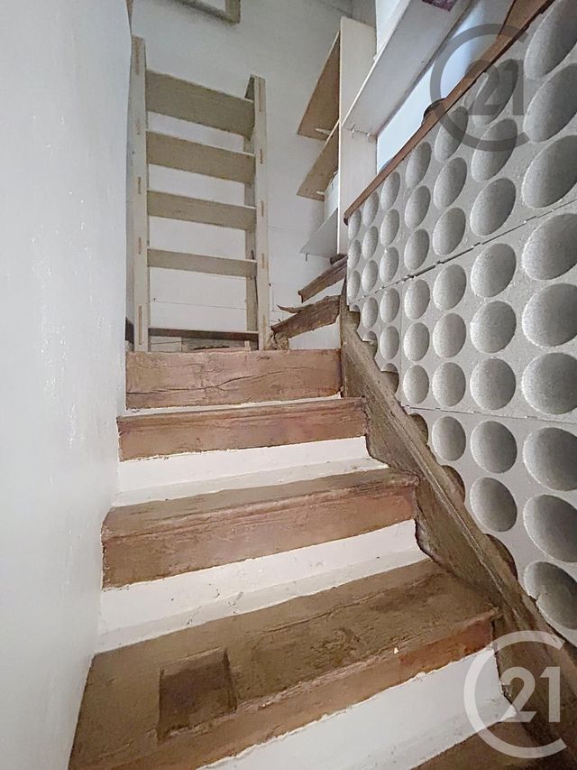 Appartement 5 pieces &agrave; vendre - 5 pi&egrave;ces - 108,72 m2 - Fontainebleau - 77 - ILE-DE-FRANCE