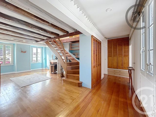Appartement 5 pieces &agrave; vendre - 5 pi&egrave;ces - 108,72 m2 - Fontainebleau - 77 - ILE-DE-FRANCE