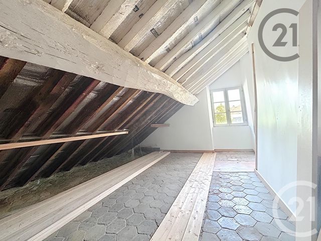 Appartement 5 pieces &agrave; vendre - 5 pi&egrave;ces - 108,72 m2 - Fontainebleau - 77 - ILE-DE-FRANCE