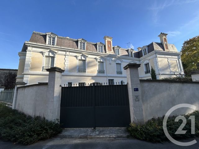 Appartement à vendre - 4 pièces - 99,37 m2 - Fontainebleau - 77 - ILE-DE-FRANCE