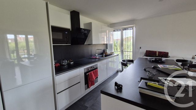 Appartement T2 &agrave; louer - 2 pi&egrave;ces - 62,96 m2 - Fontainebleau - 77 - ILE-DE-FRANCE