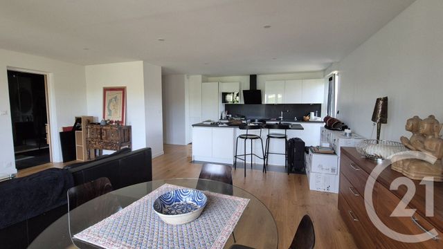 Appartement T2 &agrave; louer - 2 pi&egrave;ces - 62,96 m2 - Fontainebleau - 77 - ILE-DE-FRANCE