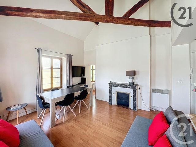 Appartement à vendre - 3 pièces - 73,54 m2 - Fontainebleau - 77 - ILE-DE-FRANCE