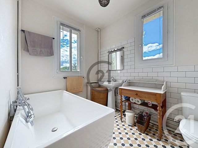 Maison &agrave; vendre - 8 pi&egrave;ces - 165,82 m2 - Fontainebleau - 77 - ILE-DE-FRANCE