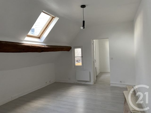 Appartement &agrave; louer - 4 pi&egrave;ces - 52,10 m2 - Fontainebleau - 77 - ILE-DE-FRANCE