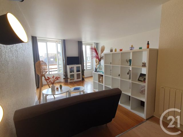 Appartement Studio à vendre - 1 pièce - 41,51 m2 - Fontainebleau - 77 - ILE-DE-FRANCE