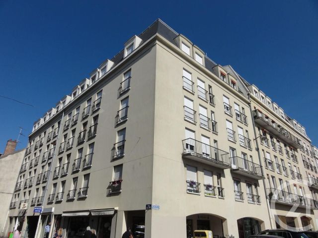 Appartement Studio à louer FONTAINEBLEAU