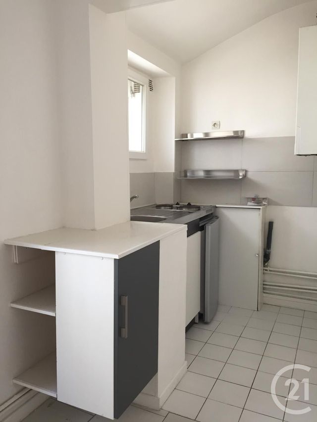 Appartement &agrave; vendre - 2 pi&egrave;ces - 28,11 m2 - Fontainebleau - 77 - ILE-DE-FRANCE