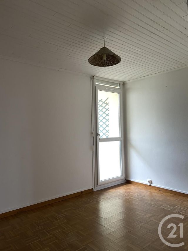 Appartement à louer - 3 pièces - 62,85 m2 - Avon - 77 - ILE-DE-FRANCE