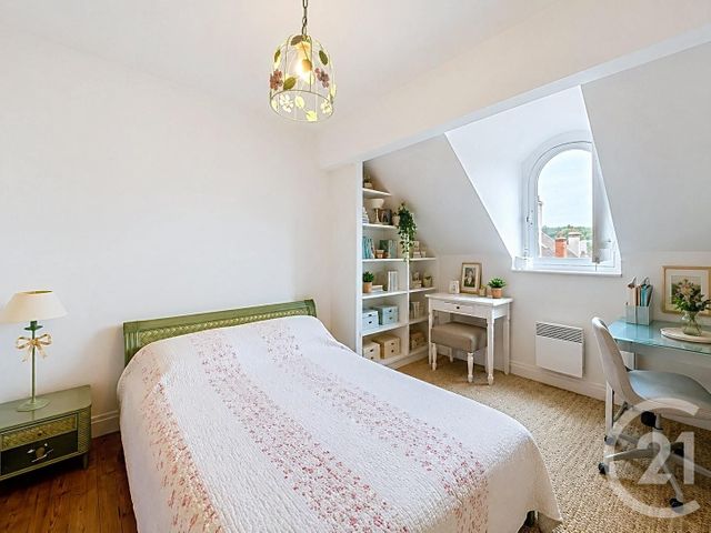 Maison &agrave; vendre - 9 pi&egrave;ces - 216,75 m2 - Fontainebleau - 77 - ILE-DE-FRANCE