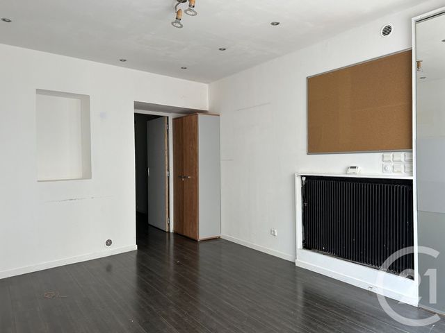 Commerce à louer FONTAINEBLEAU