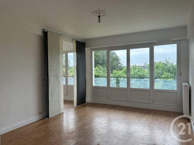 Appartement à louer - 4 pièces - 77,49 m2 - Veneux Les Sablons - 77 - ILE-DE-FRANCE