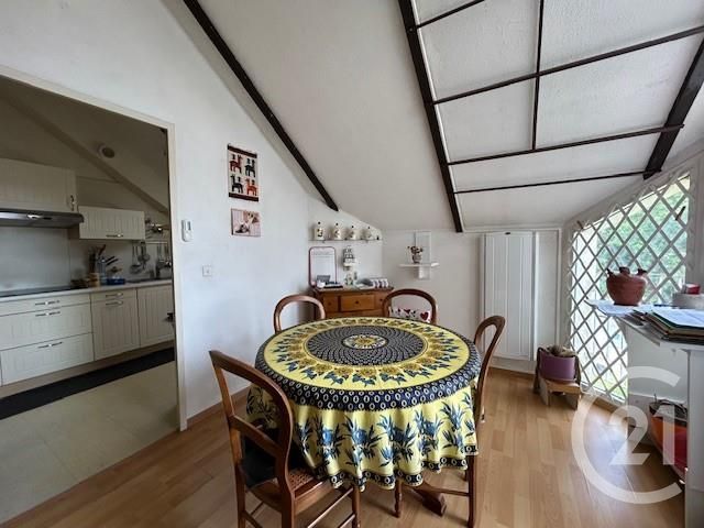Afficher la photo en grand Appartement à vendre - 3 pièces - 70 m2 - Avon - 77 - ILE-DE-FRANCE