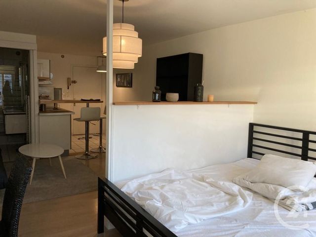 Appartement Studio à louer - 1 pièce - 29,38 m2 - Fontainebleau - 77 - ILE-DE-FRANCE