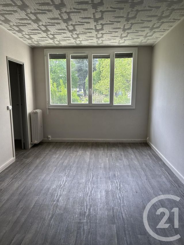 Appartement F3 à louer - 3 pièces - 49,40 m2 - Avon - 77 - ILE-DE-FRANCE