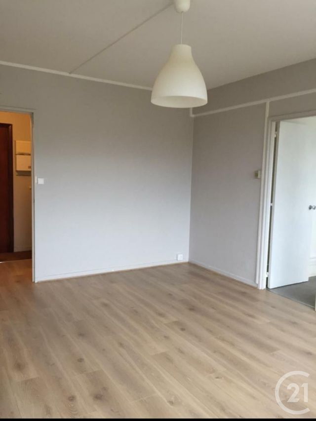 Appartement à louer - 2 pièces - 48,69 m2 - Avon - 77 - ILE-DE-FRANCE