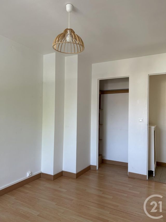 Appartement à louer - 4 pièces - 83,75 m2 - Avon - 77 - ILE-DE-FRANCE