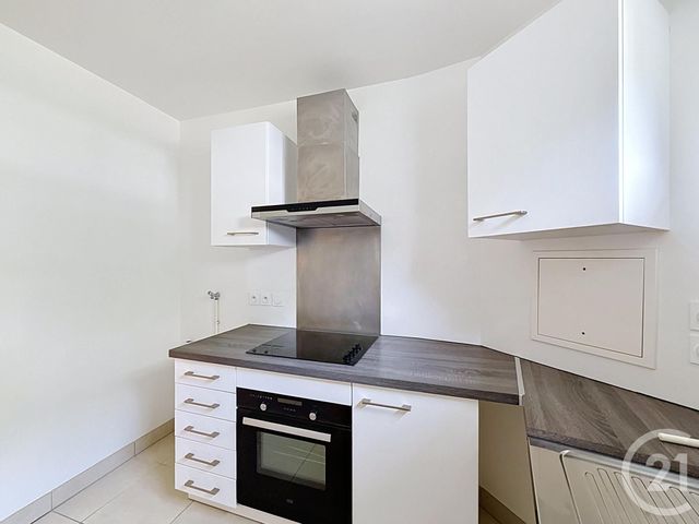 Appartement F4 &agrave; vendre - 4 pi&egrave;ces - 79,48 m2 - Fontainebleau - 77 - ILE-DE-FRANCE