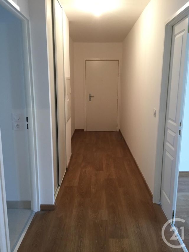 Appartement F4 &agrave; vendre - 4 pi&egrave;ces - 79,48 m2 - Fontainebleau - 77 - ILE-DE-FRANCE