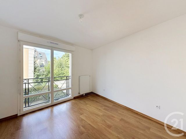 Appartement F4 &agrave; vendre - 4 pi&egrave;ces - 79,48 m2 - Fontainebleau - 77 - ILE-DE-FRANCE