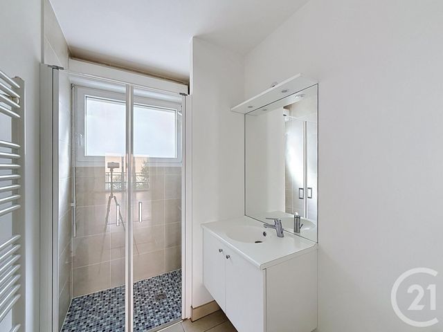 Appartement F4 &agrave; vendre - 4 pi&egrave;ces - 79,48 m2 - Fontainebleau - 77 - ILE-DE-FRANCE