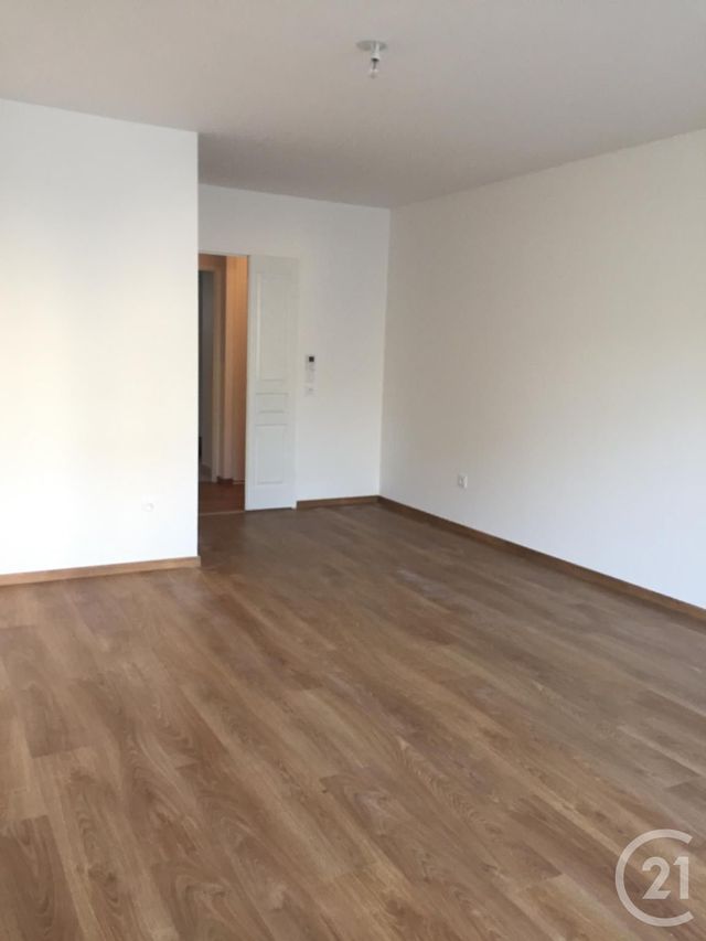 Appartement F4 &agrave; vendre - 4 pi&egrave;ces - 79,48 m2 - Fontainebleau - 77 - ILE-DE-FRANCE