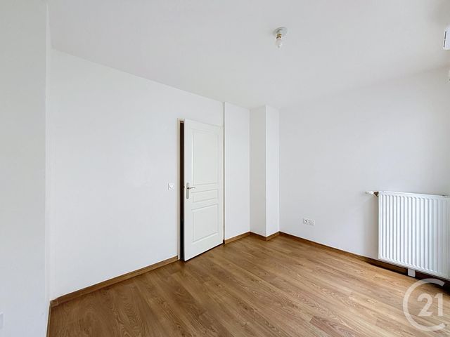 Appartement F4 &agrave; vendre - 4 pi&egrave;ces - 79,48 m2 - Fontainebleau - 77 - ILE-DE-FRANCE