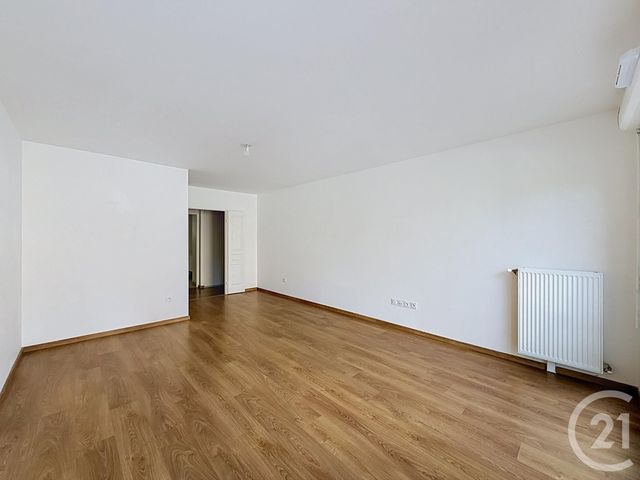 Appartement F4 &agrave; vendre - 4 pi&egrave;ces - 79,48 m2 - Fontainebleau - 77 - ILE-DE-FRANCE