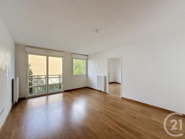 Appartement F4 &agrave; vendre - 4 pi&egrave;ces - 79,48 m2 - Fontainebleau - 77 - ILE-DE-FRANCE