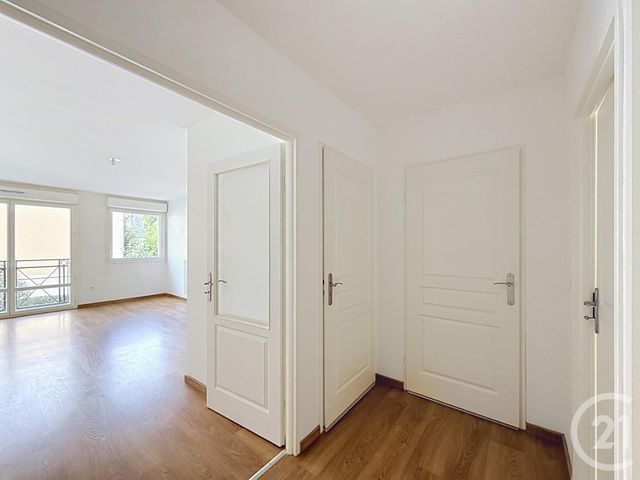 Appartement F4 &agrave; vendre - 4 pi&egrave;ces - 79,48 m2 - Fontainebleau - 77 - ILE-DE-FRANCE