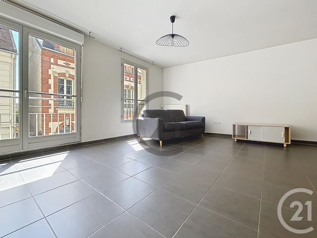 Appartement T3 &agrave; vendre - 3 pi&egrave;ces - 76,20 m2 - Fontainebleau - 77 - ILE-DE-FRANCE